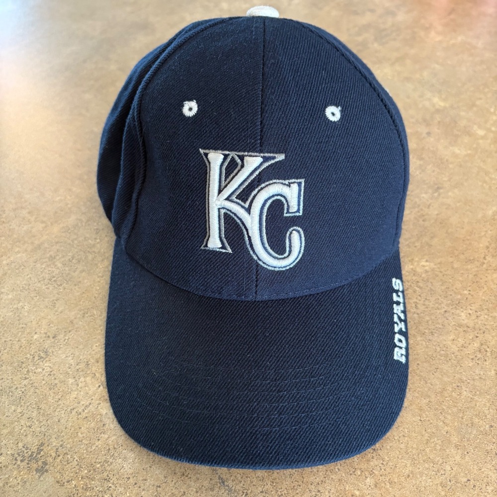 Sportsman KC Royals Baseball Cap 2002 Season Ticket Holder SnapBack Blue Hat